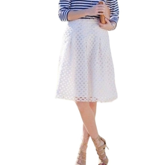 J. McLaughlin Skirt NWT Adele Cotton Eyelet Soft White Fully Lined Size 10 - Picture 1 of 10